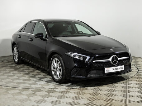 2019 Mercedes-Benz A-Класс 200 IV (W177), чёрный, 2469700 рублей, вид 3