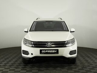 2018 Volkswagen Tiguan I Рестайлинг, белый, 1460000 рублей, вид 3