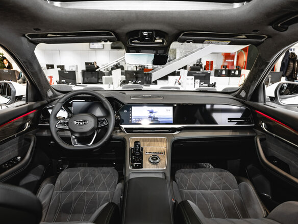 2026 Geely Monjaro I Рестайлинг, белый, 4954990 рублей - вид 20