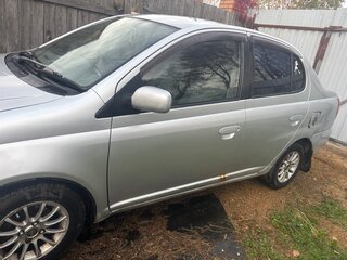 2000 Toyota Platz, серый, 180000 рублей, вид 3