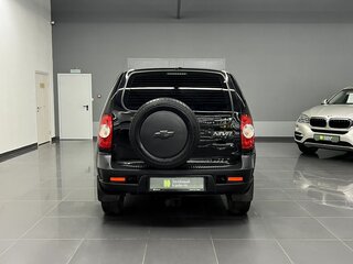 2020 Lada (ВАЗ) Niva, чёрный, 930000 рублей, вид 4
