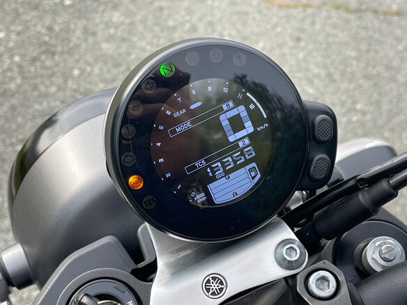 2020 Yamaha XSR900, серый, 855000 рублей - вид 20