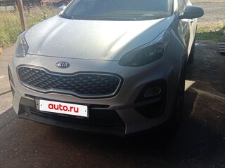 2020 Kia Sportage IV Рестайлинг, серебристый, 2900000 рублей, вид 1