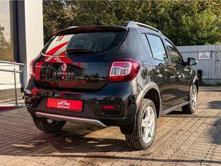 2017 Renault Sandero Stepway II, чёрный, 1219000 рублей, вид 3