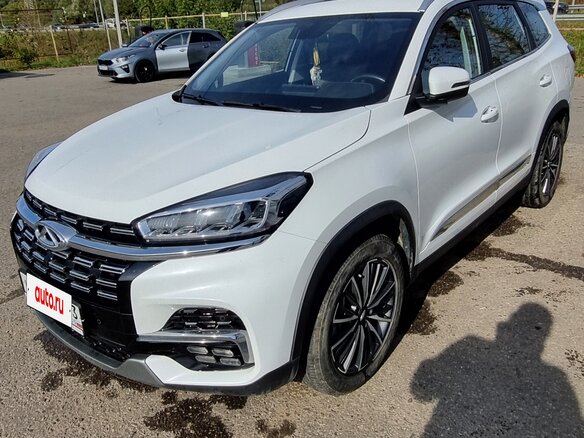 2023 Chery Tiggo 8 I Рестайлинг, белый, 1850000 рублей
