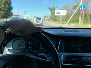 2010 BMW 5 серии Gran Turismo 535i VI (F10/F11/F07), чёрный, 1190000 рублей, вид 4
