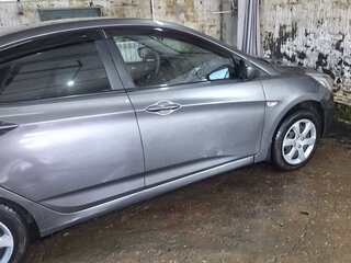 2014 Hyundai Solaris I Рестайлинг, серый, 528000 рублей, вид 4