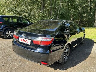 2017 Toyota Camry VII (XV50) Рестайлинг, чёрный, 2700000 рублей, вид 4