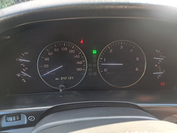 2005 Toyota Land Cruiser 100 Series Рестайлинг 2, серебристый, 2400000 рублей - вид 10