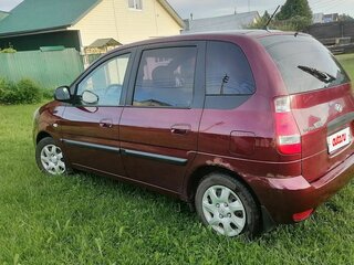 2009 Hyundai Matrix I Рестайлинг 2, красный, 550000 рублей, вид 4