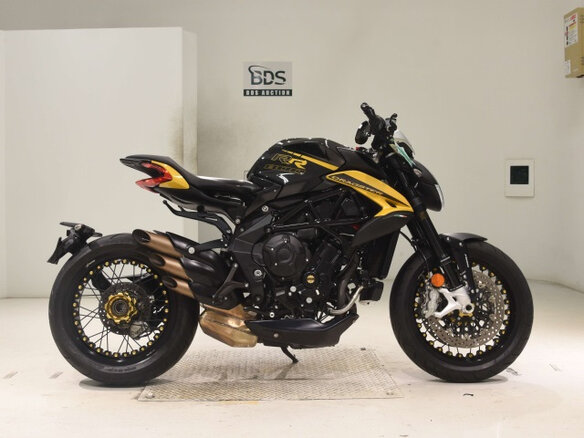 2020 MV Agusta Dragster 800, чёрный, 1100000 рублей - вид 1