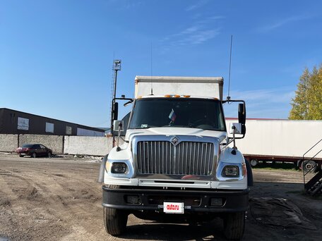 2005 International 4000 Series, белый, 2250000 рублей, вид 3