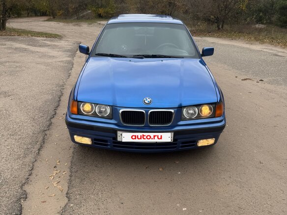 1998 BMW 3 серии 318i III (E36), синий, 1000000 рублей - вид 1