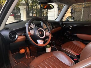 2010 Mini Hatch Cooper II (R56) Рестайлинг, коричневый, 1350000 рублей, вид 2