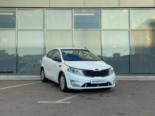 2012 Kia Rio 4-speed III, белый, 549000 рублей, вид 2