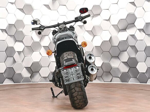 2022 Harley-Davidson Fat Bob, серый, 1899000 рублей - вид 5