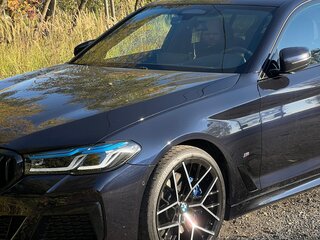 2020 BMW 5 серии 540i xDrive VII (G30/G31/G38) Рестайлинг, синий, 5500000 рублей, вид 5