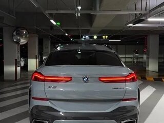 2026 BMW X6 40i III (G06) Рестайлинг, серый, 15300000 рублей, вид 4