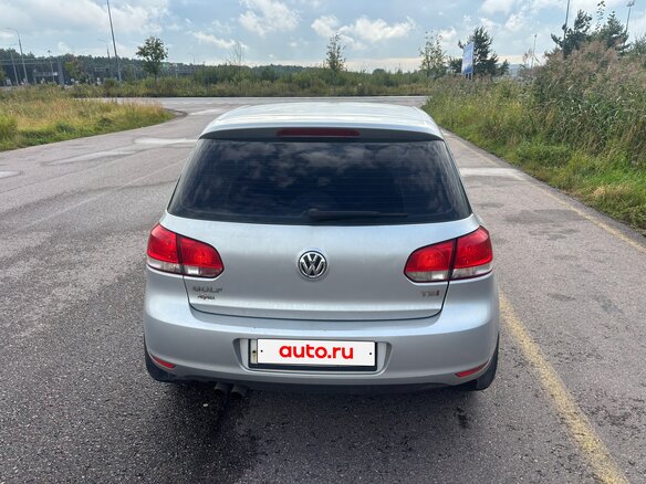 2011 Volkswagen Golf VI, серебристый, 830000 рублей - вид 5
