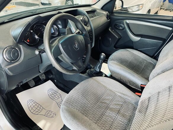 2017 Renault Duster I Рестайлинг, серебристый, 1477000 рублей - вид 11