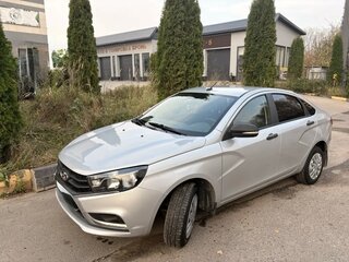 2017 Lada (ВАЗ) Vesta I, серебристый, 910000 рублей, вид 2