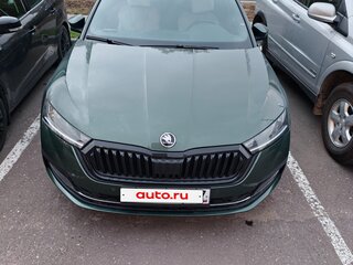 2021 Skoda Octavia IV (A8), зелёный, 2600000 рублей, вид 3