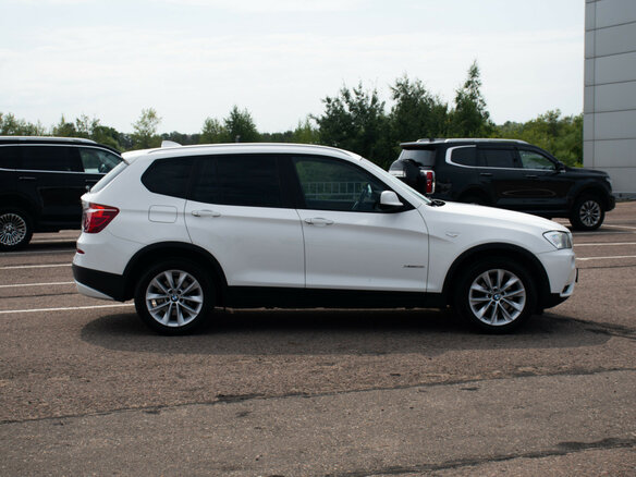 2010 BMW X3 35i xDrive II (F25), белый - вид 3