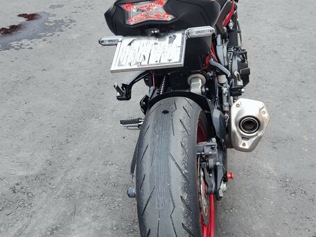 2021 Kawasaki Z 900, красный, 800000 рублей, вид 4