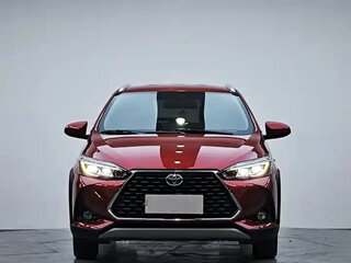 2022 Toyota Yaris L XP150 Рестайлинг, пурпурный, 1370004 рублей, вид 2
