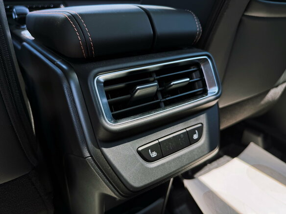 2026 Geely Okavango I Рестайлинг, белый, 4085990 рублей - вид 29