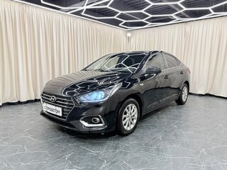 2017 Hyundai Solaris II, чёрный, 1379000 рублей, вид 2