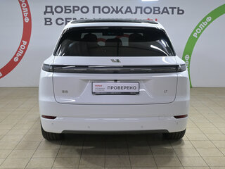 2025 Li Auto (Lixiang) L7 52.3 kWh I Рестайлинг, белый, 8999000 рублей, вид 5