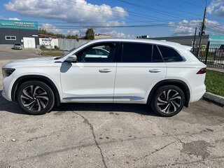 2022 Geely Monjaro (Xingyue L) I, белый, 3400000 рублей, вид 4