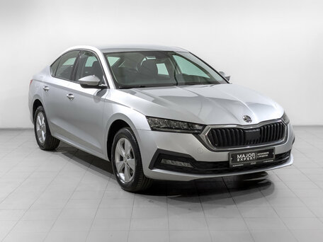 2021 Skoda Octavia IV (A8), серый, 2450000 рублей, вид 3