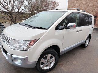 2009 Mitsubishi Delica D:5 I, белый, 1800000 рублей, вид 1