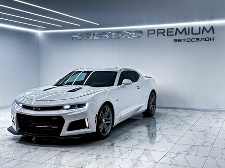2018 Chevrolet Camaro VI, белый, 2650000 рублей, вид 5