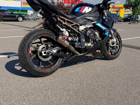 2021 BMW S 1000 R, чёрный, 1490000 рублей, вид 4