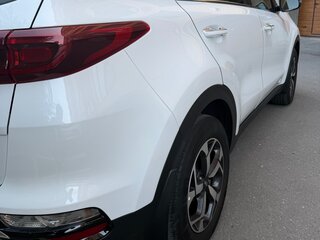 2021 Kia Sportage IV Рестайлинг, белый, 2690000 рублей, вид 4