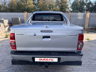 2012 Toyota Hilux VII Рестайлинг, серебристый, 2299000 рублей, вид 2