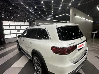 2020 Mercedes-Benz GLS 450 II (X167), белый, 7900000 рублей, вид 4