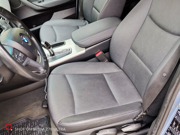 2010 BMW X3 28i xDrive II (F25), голубой, 1300000 рублей - вид 9