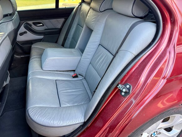 1996 BMW 5 серии 523i IV (E39), красный, 680000 рублей - вид 13
