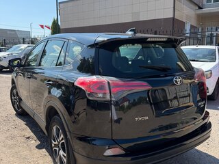2016 Toyota RAV4 IV (XA40) Рестайлинг, чёрный, 2300000 рублей, вид 3