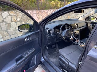 2017 Kia Sportage IV, серый, 1650000 рублей, вид 2