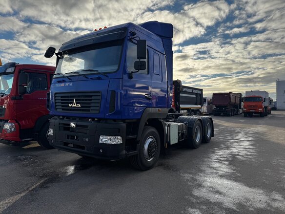 2026 МАЗ 6430, синий - вид 3