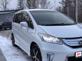 2012 Honda Freed I Рестайлинг, белый, 990000 рублей, вид 4