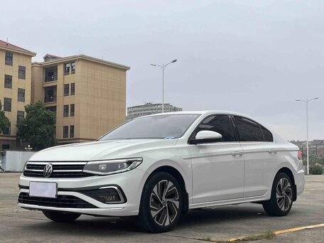2023 Volkswagen Bora IV (China Market) Рестайлинг, белый, 1540000 рублей, вид 1