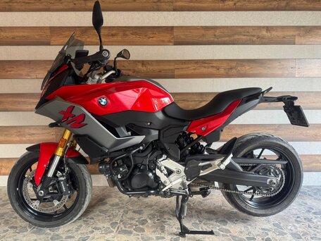 2019 BMW F 900 XR, красный, 930000 рублей, вид 1