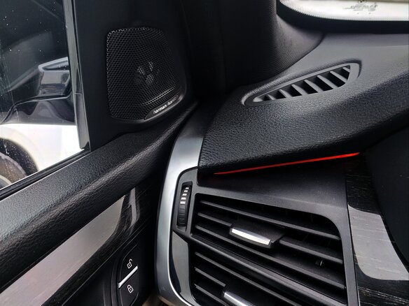 2013 BMW X5 50i III (F15), белый, 3490000 рублей - вид 19