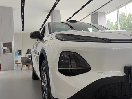 2026 Changan Qiyuan Q05 51.9 kWh II, серый, 1740000 рублей, вид 3
